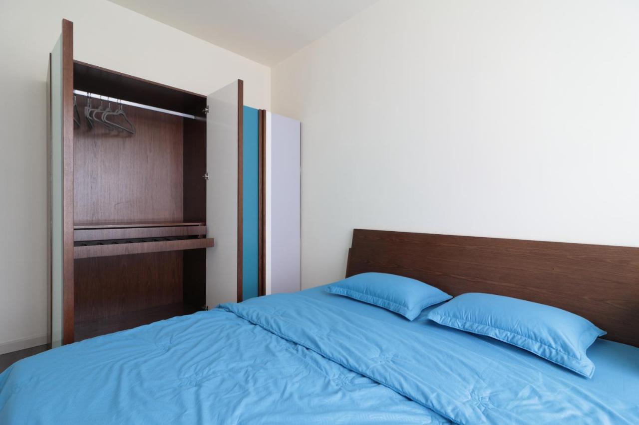 Deluxe With Balcony, Pool, Fitness And Yoga * Ho-Chi-Minh-Stadt